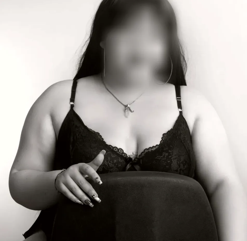 Aisha, 26